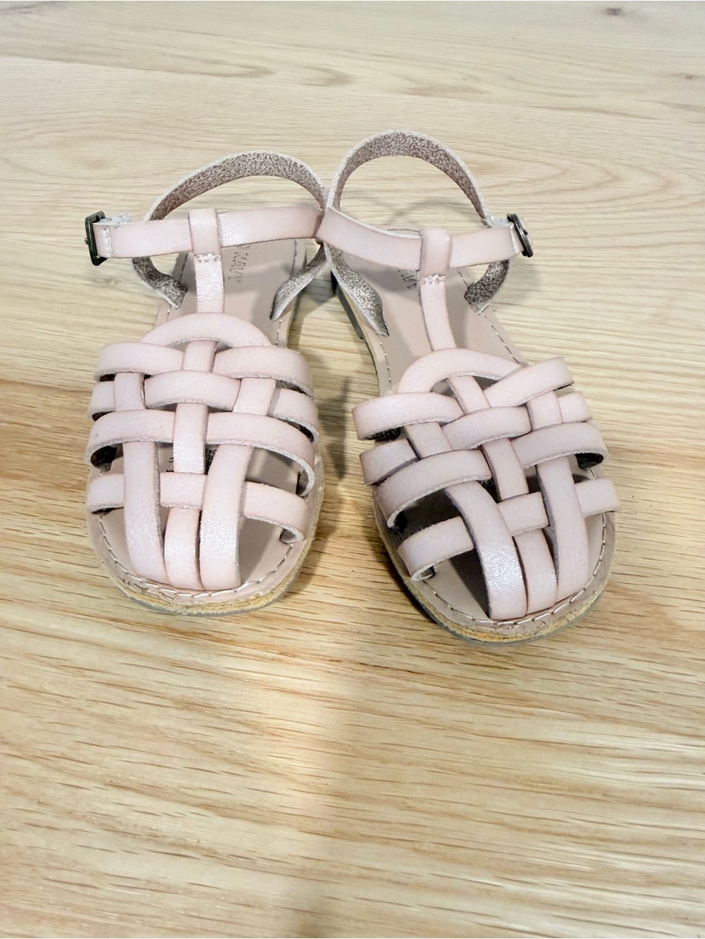 Old Navy Toddler Girls' Pink Woven T-Strap Sandals size 10